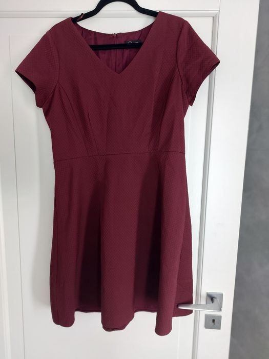 Sukienka Yessica bordowa 42