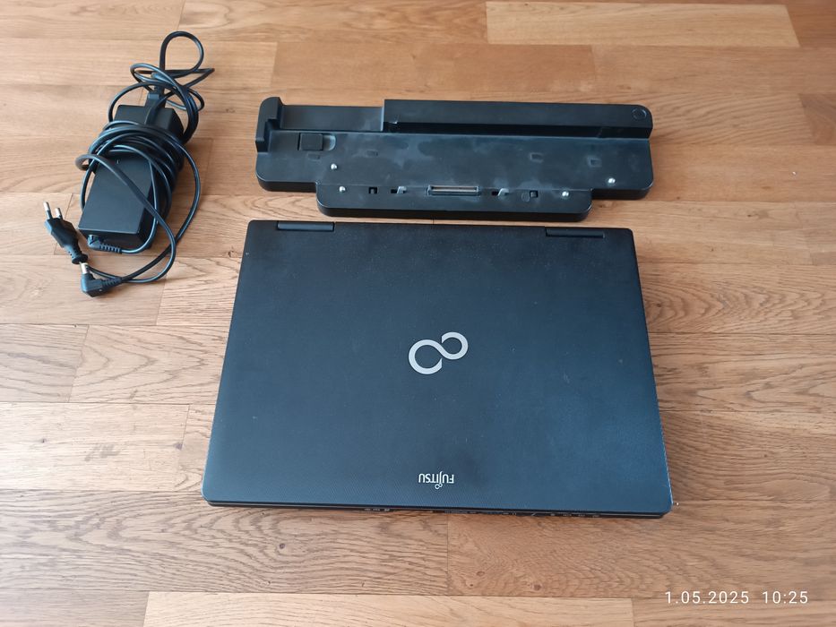 Laptop Fujitsu Siemens Lifebook S751