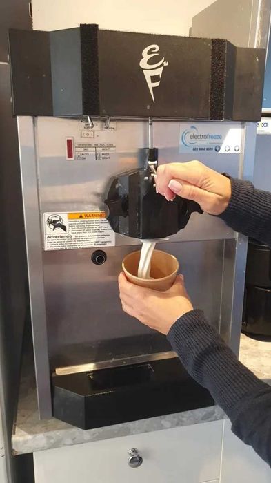 на 220в. настольний, фрізер для морозива мороженого Taylor(USA)