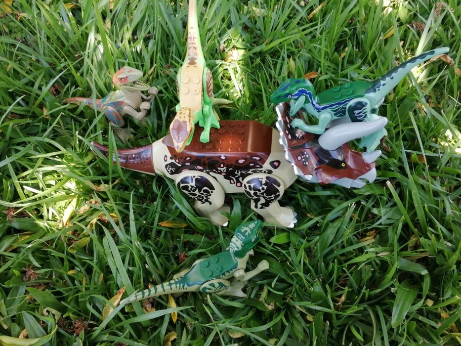 Dinossauros lego jurassic world