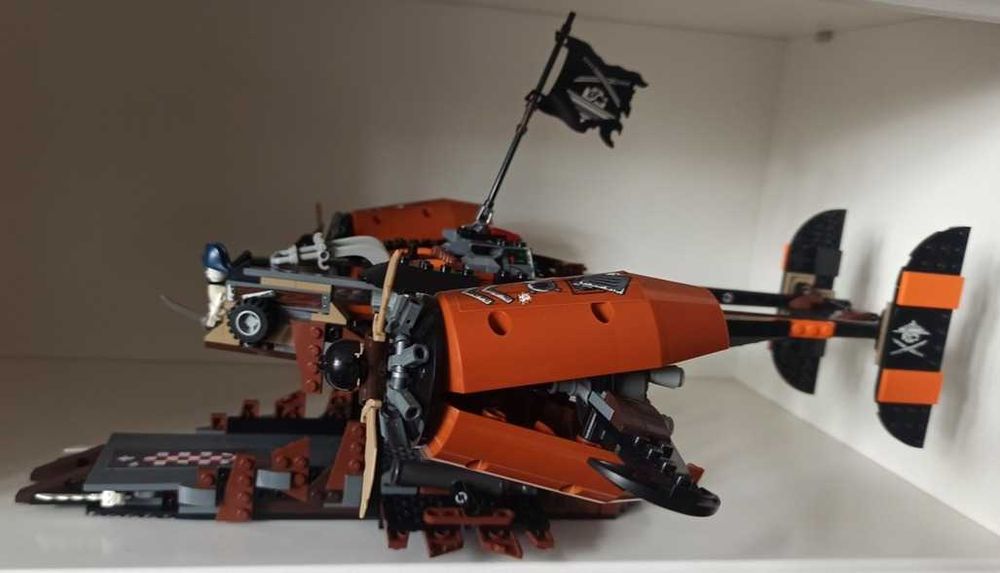 Lego Ninjago Twierdza Nieszczęścia 70605