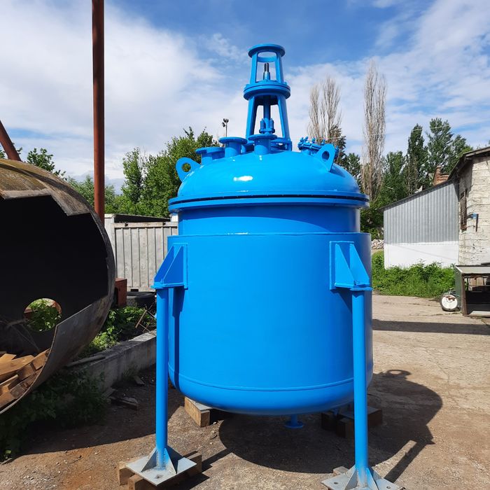 Реактор 3.2 м3 нержавеющая сталь