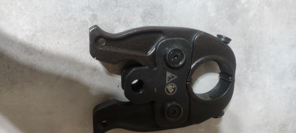 Icosar szczęka zaciskowa narzędzie hydrauliczne do zaciskania rur