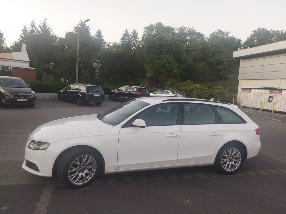 Audi A4 B8 1.8T Avant Bi-Xenon