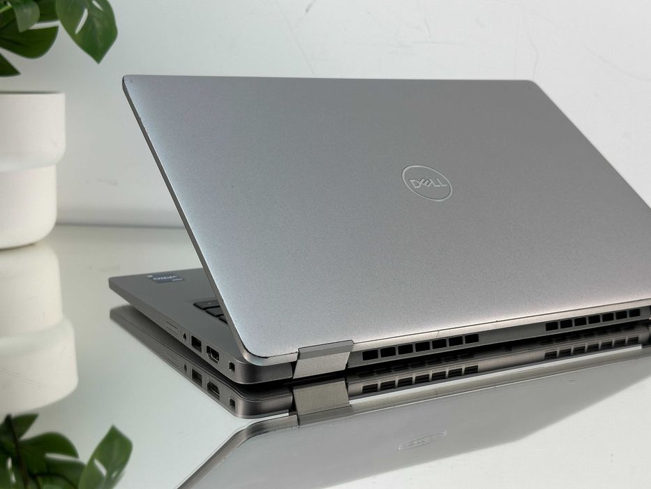 PRECYZYJNY Laptop Dell Latitude 5330 i5 8GB 256GB WIN11 PRO +zasilacz