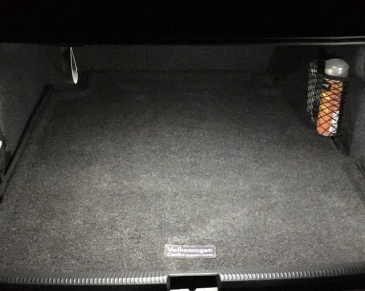 Підсвітка багажника VW Passat nms