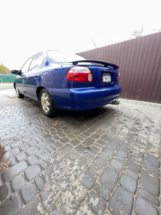 Kia sephia 2000 1.8 бензин