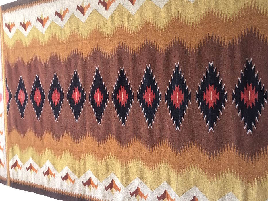 Килим ручна робота 3,30 х 1,85 м