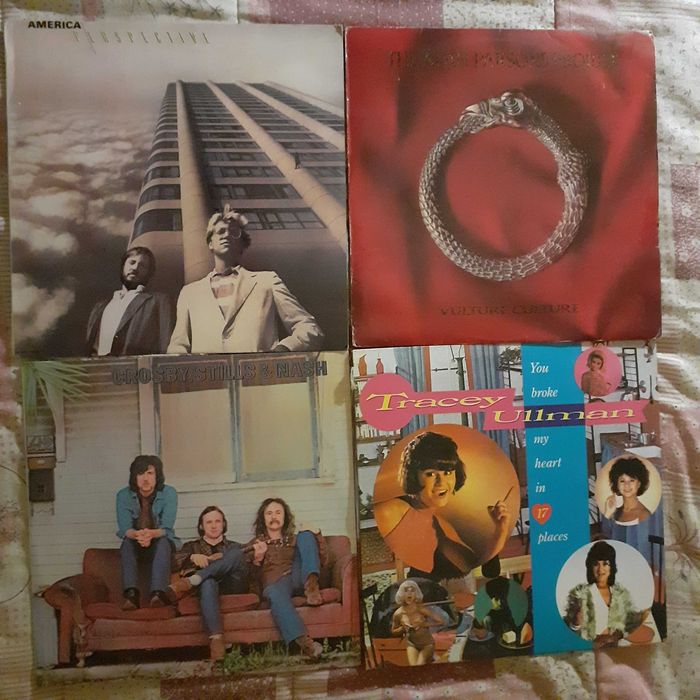 Vinil-America, Crosby, Stills and Nash 5, Albert Hall e outros