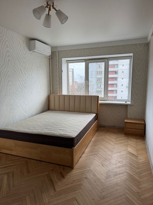 Здається 2-х кім. квартира в центрі вул. Симоненка 10 – pohled 3