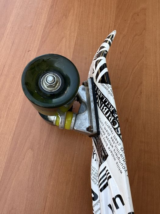 Скейтборд в хорошем состоянии