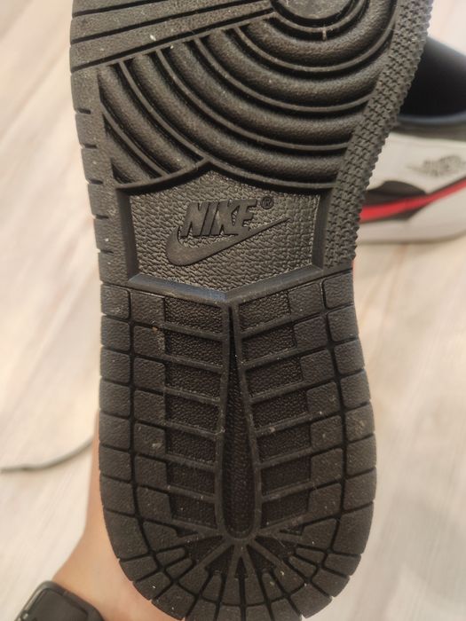 Кросівки Jordan Black Red White 36р.