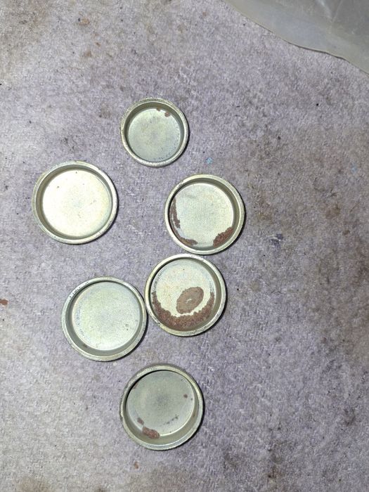 Продам нові запчастини.