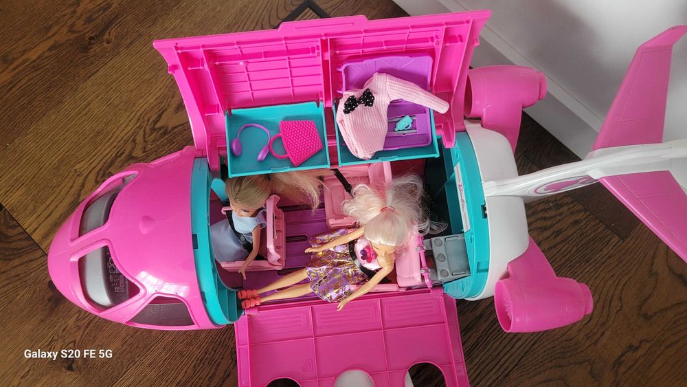 BARBIE DREAMHOUSE wymarzony samolot dla lalek + 2 lalki Barbie