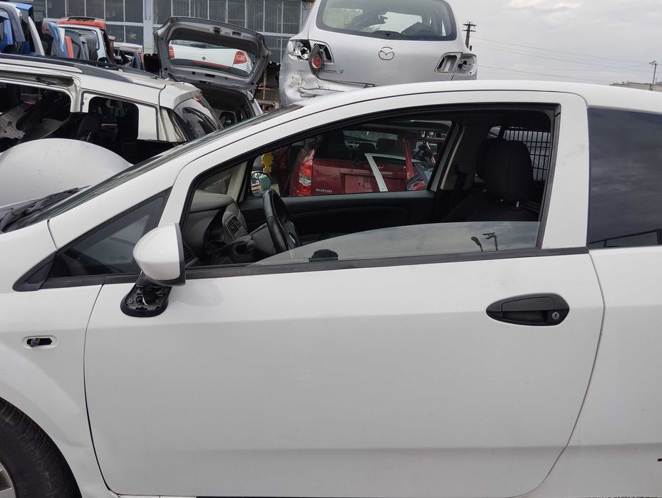 Fiat Grande-Punto 1.4i 3D 2007r.Lusterko zewnętrzne lewe.