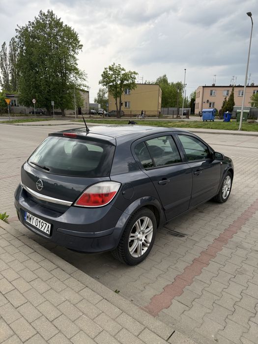 Opel astra h 1.6 lpg