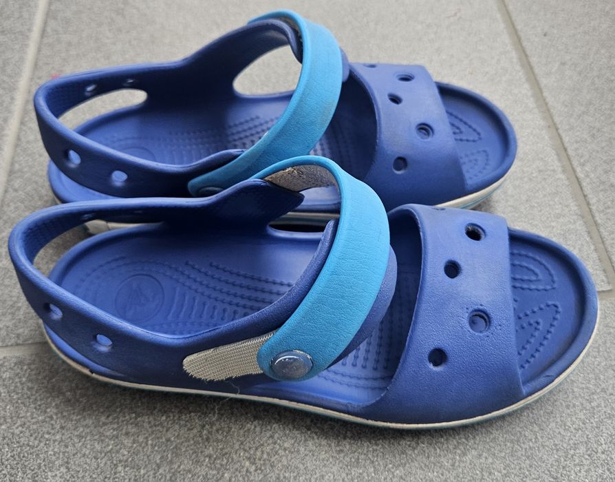 Sandałki Crocs J2 33-34