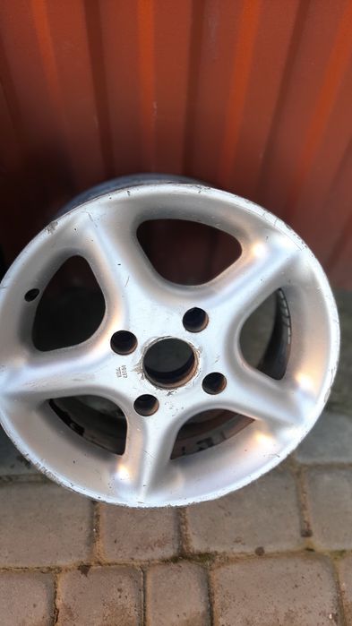Диски R 14.  4*114.3. ЕТ35. Nissan.
