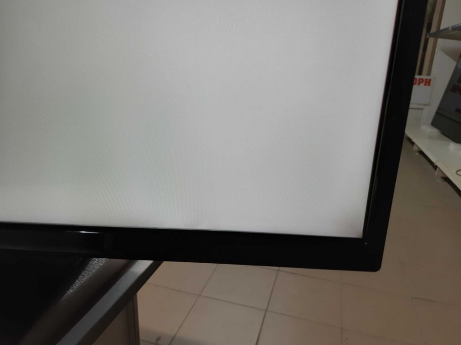 Продам телевізор 43" Telefunken D43F287N4CW