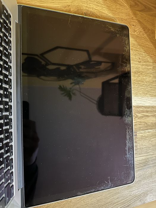 Macbook Pro 15 / i7 / 16GB / RADEON / Bateria 89 cykli!