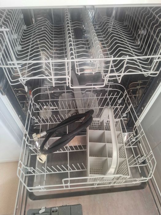 Máquina de lavar louça Zanussi