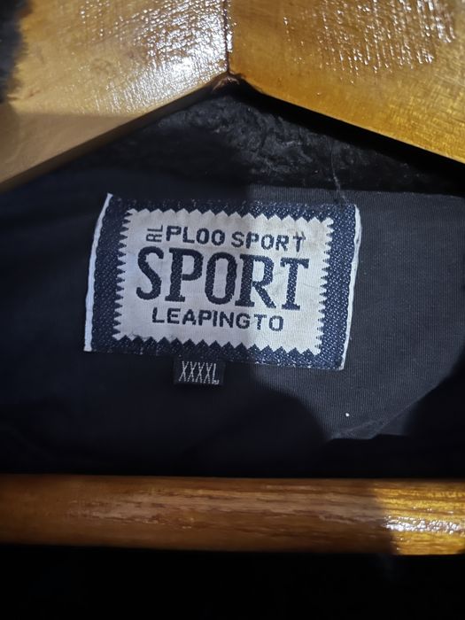 Продам зимову куртку 4хл