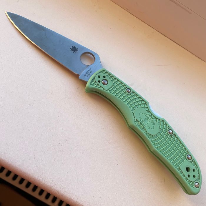 Spyderco Endura VG10 ZDP-189 20CV Aus8 V-Toku M4 Endela Stretch Delica