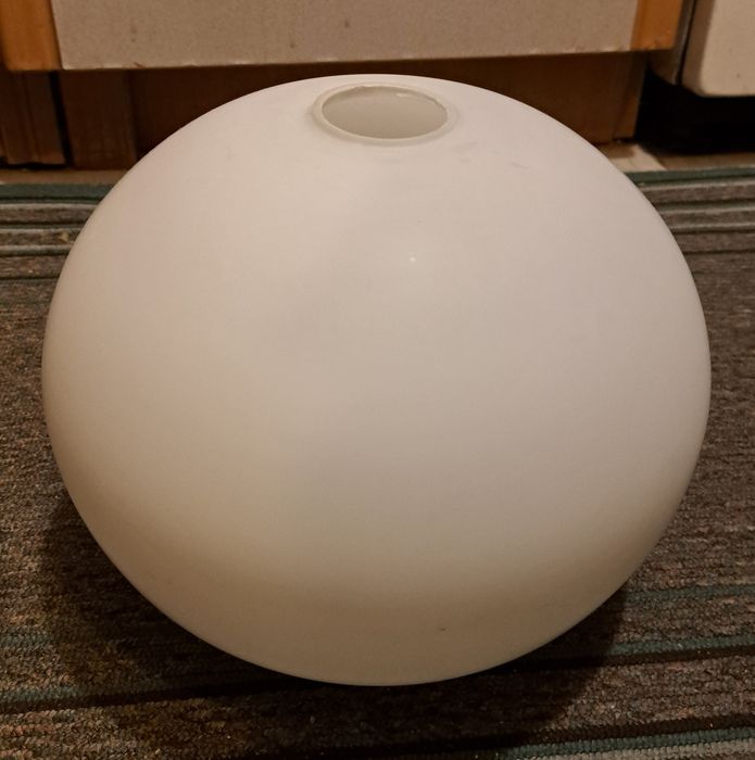 Duży klosz kulisty 25 cm do oprawki lampy wiszącej