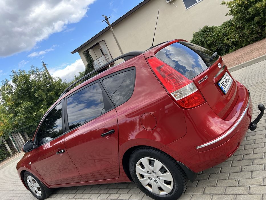 Hyundai i30 2008 VIN KMHDB81TP8U015326 фото оголошення 4 з 8