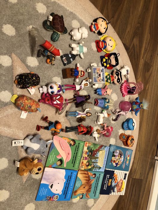 Komplet ok 40 zabawek z McDonalds