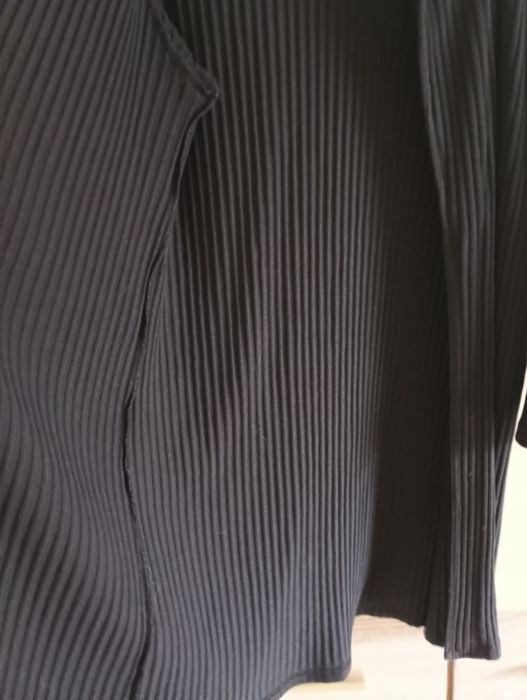 Czarny długi kardigan damski prążkowany L 40