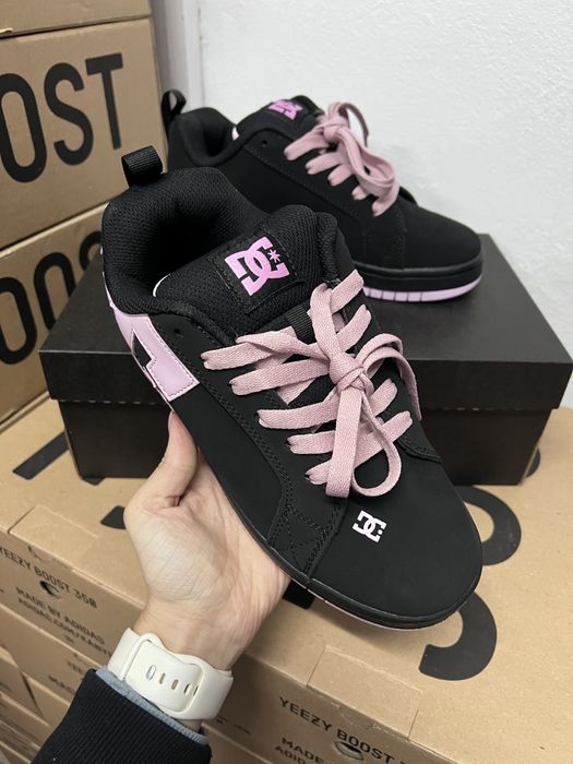 DC Court Graffik Black Pink