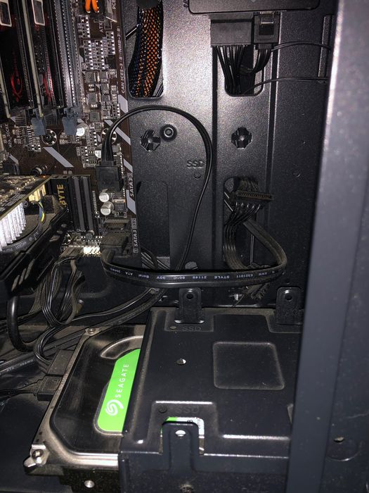 Desktop with 32GB RAM, GTX 1060 2GB, and Motherboard, Processor, and Two RAM Modules64752417254785123