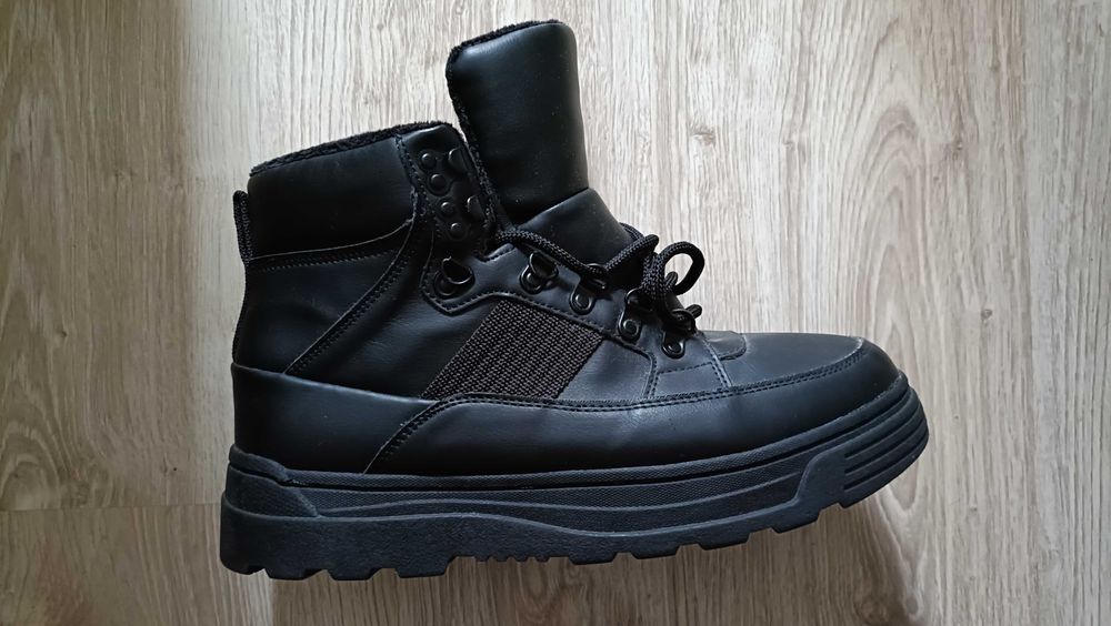 Botas de inverno novas Zara 43