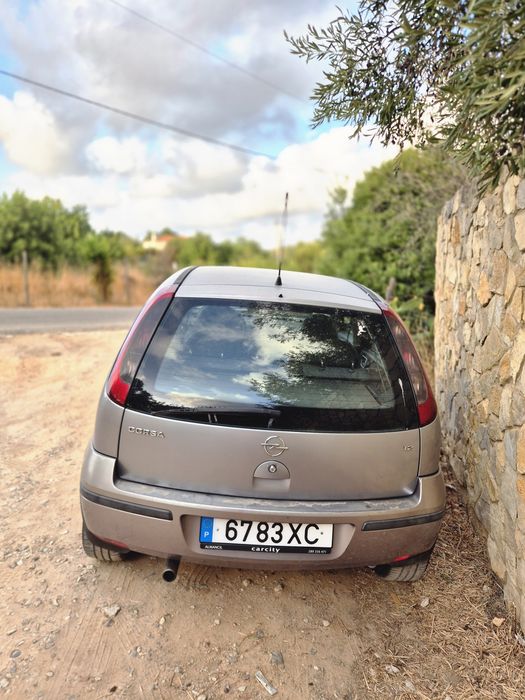Opel Corsa 1.2 – 2004 | Revisado | IUC e Inspeção pagos
