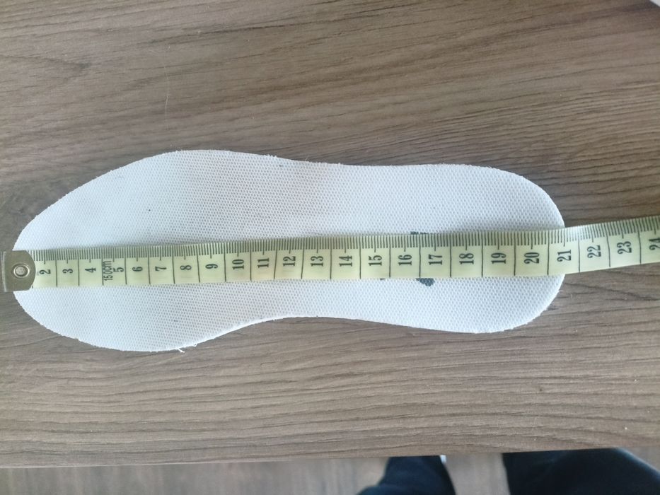 Pumy roz.33 dziewczęce