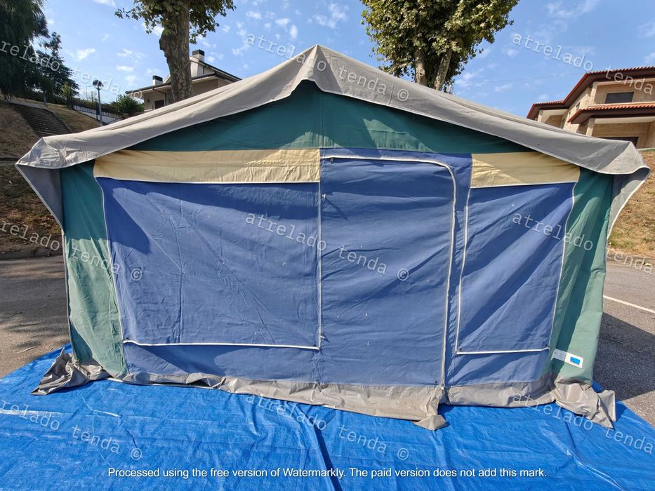 Vendo atrelado tenda saurium supreme para campismo.