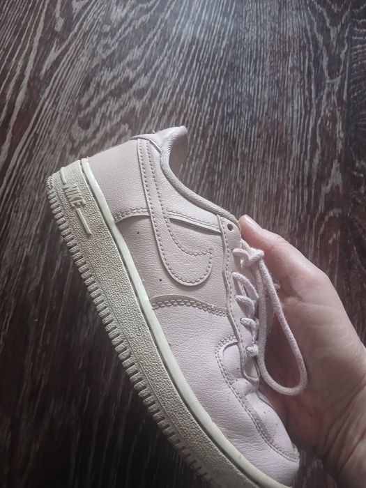 Продам кросівки nike