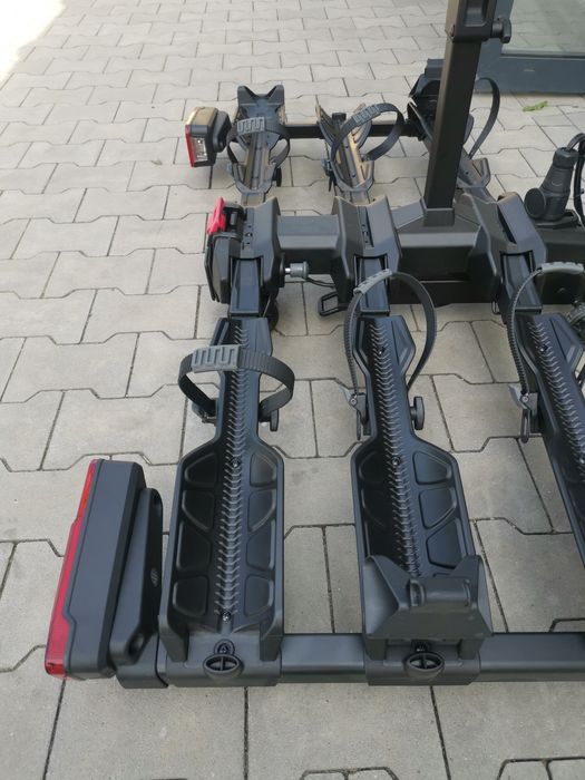 Bagażnik na hak 3 rowery Buzzrack, składany, rampa e-Bike, uchylny,