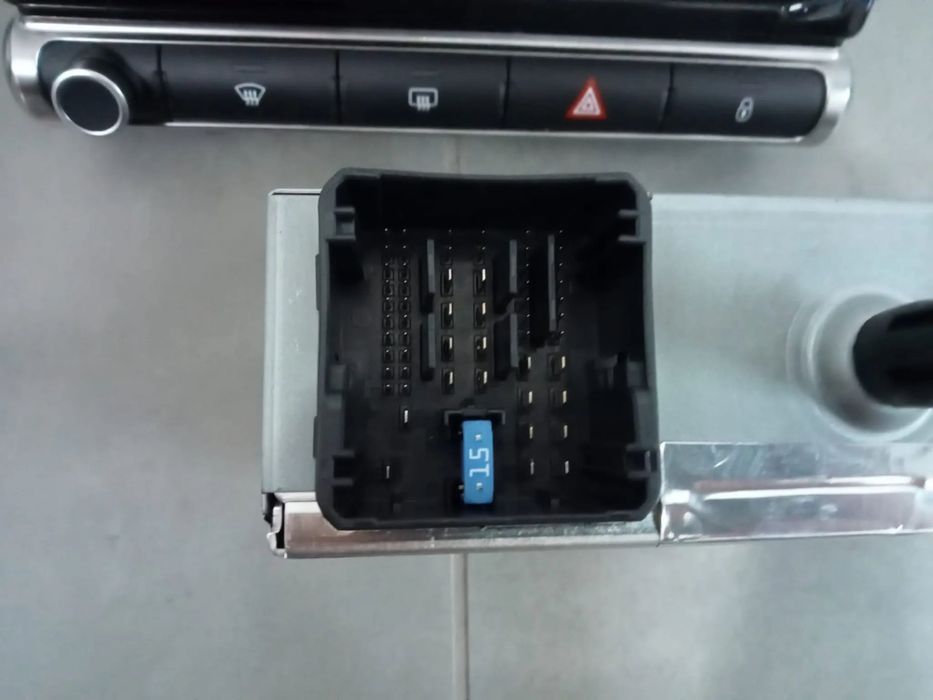 Kit Rádio GPS Citroen C3 2023 1.2Vti