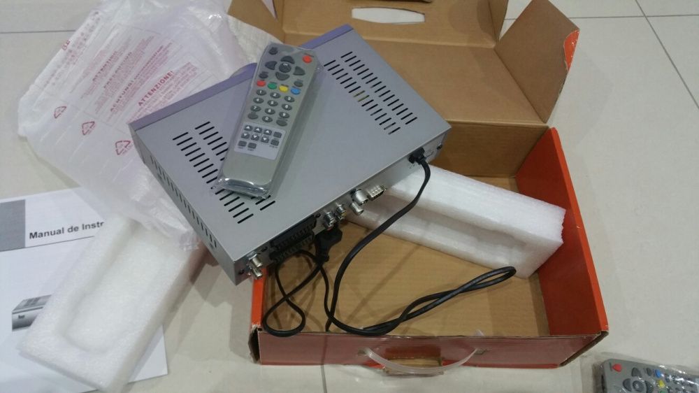 Receptor de Satelite TEKA TK1000M