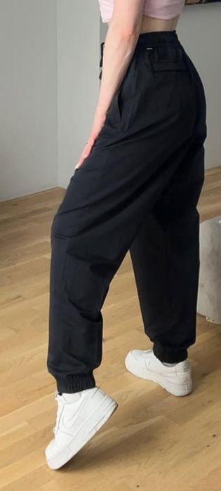 Джогери Nike з нових колекцій