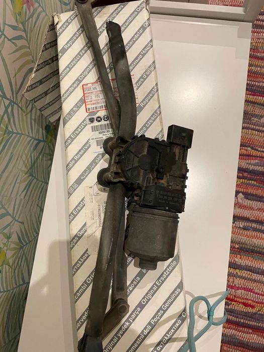 Motor Limpa Vidros / Escovas Alfa Romeo 147 - dianteiro / frente