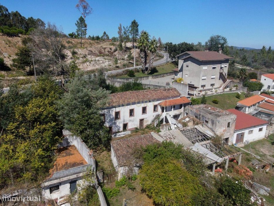Casa em Ruínas na Lousã - Oportunidade Única!