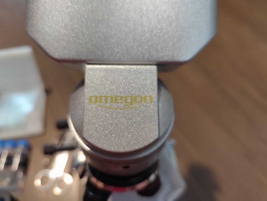 VENDO Microscópio Biológico OMEGON – Com Acessórios e Amostras
