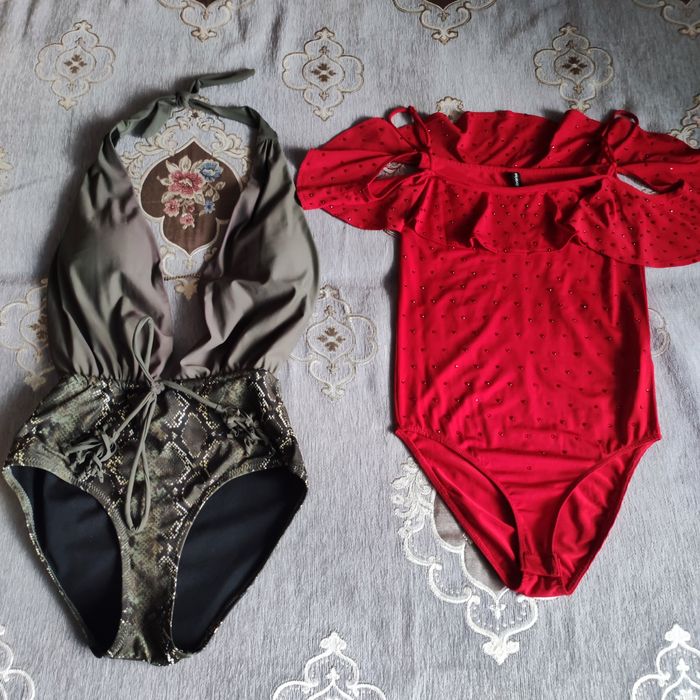 Купальник цельный слитный