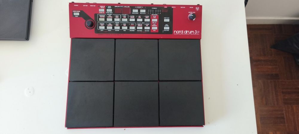 Nord Drum 3P + Suporte Original Nord & Clamp de Fixação Universal