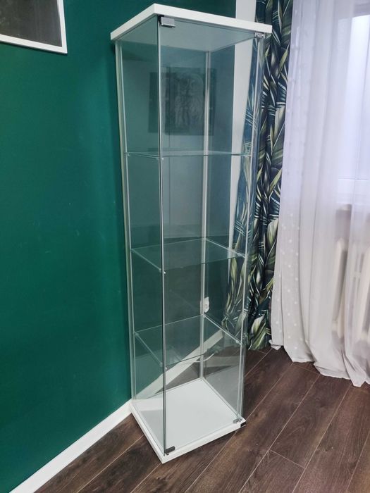 Witryna gablota detolf Ikea szklana