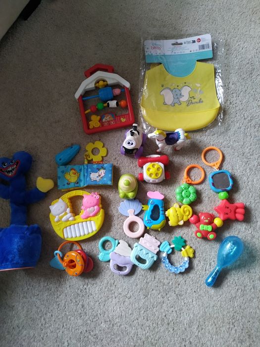 Іграшки дитячі лот