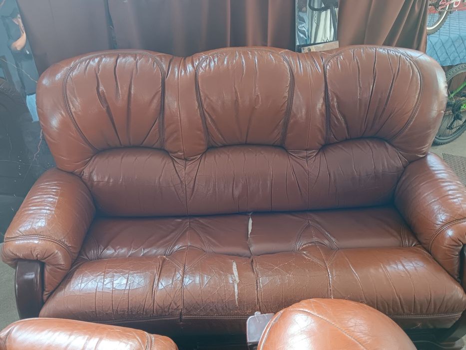 Conjunto 3 Sofás de Pele